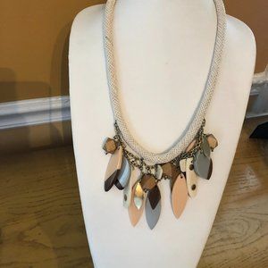 Grove Necklace